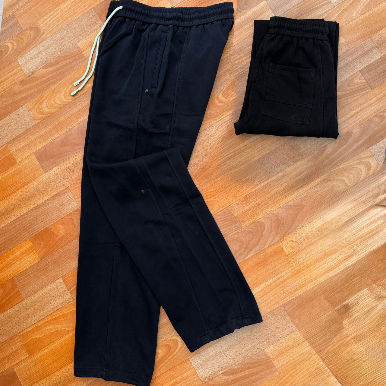 WealthLuxe Joggers - Image 4
